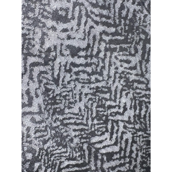 7 For All Mankind Black Gray Zebra Print Textured Skinny Jeans Size 30 - Picture 4 of 9